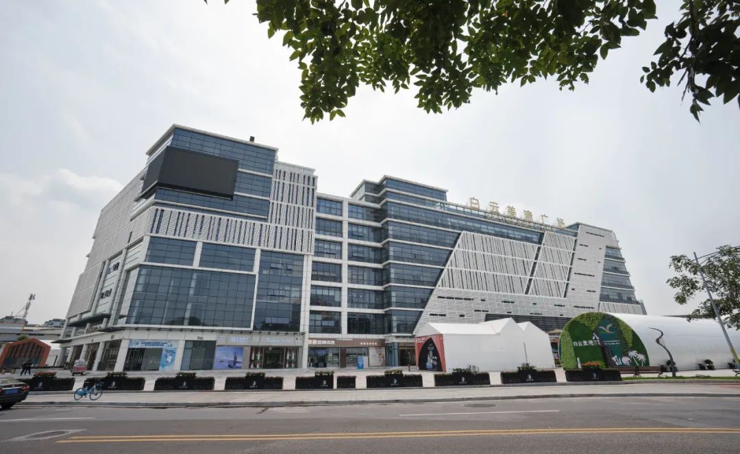 【首屆廣州國際美妝周】集贊兌好禮!白云美灣x“有樣”美妝音樂集市送福利啦~ 【首屆廣州國際美妝周】集贊兌好禮!白云美灣x“有樣”美妝音樂集市送福利啦~