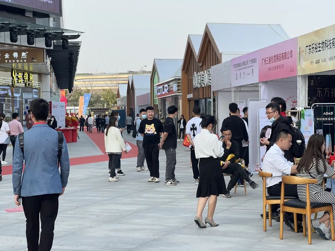 精彩回顧 | 首屆白云美灣化妝品博覽會完美收官! 精彩回顧 | 首屆白云美灣化妝品博覽會完美收官!