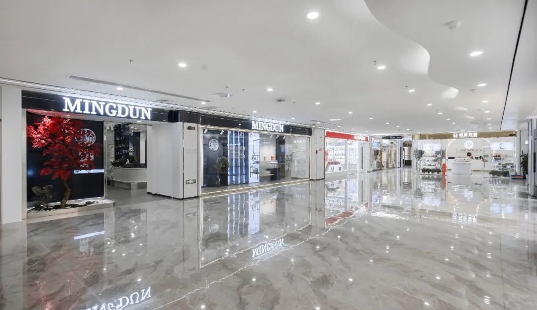 圍觀!千萬級網紅國岳夫婦到白云美灣廣場選品啦 圍觀!千萬級網紅國岳夫婦到白云美灣廣場選品啦