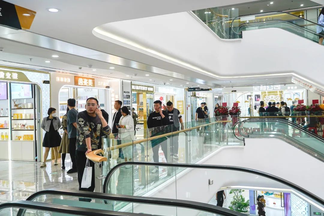 三個關鍵字解鎖白云美灣化妝品博覽會首日的流量密碼 三個關鍵字解鎖白云美灣化妝品博覽會首日的流量密碼