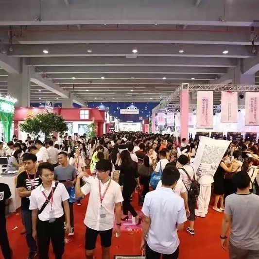 首屆白云美灣化妝品博覽會重磅來襲! 首屆白云美灣化妝品博覽會重磅來襲!